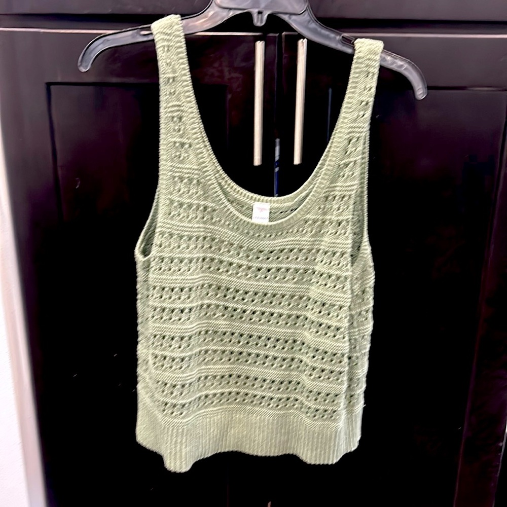 Knit top